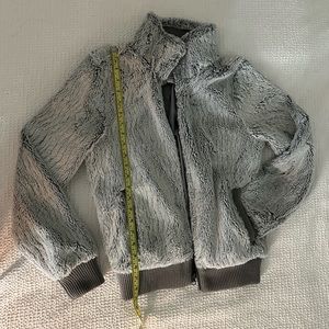 Fluffy Womens Patagonia jacket